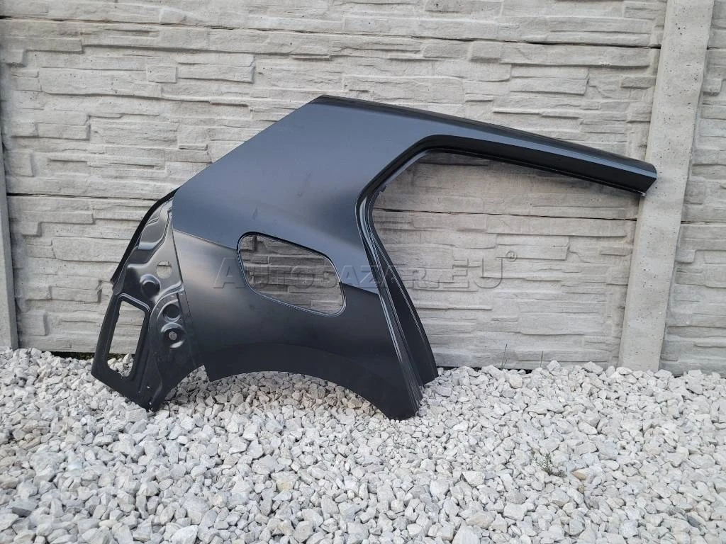 VW GOLF 8 PRAVY BLATNIK