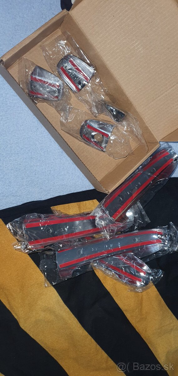 Chromove Kľučky kryty  toyota yaris 2011 do 2016