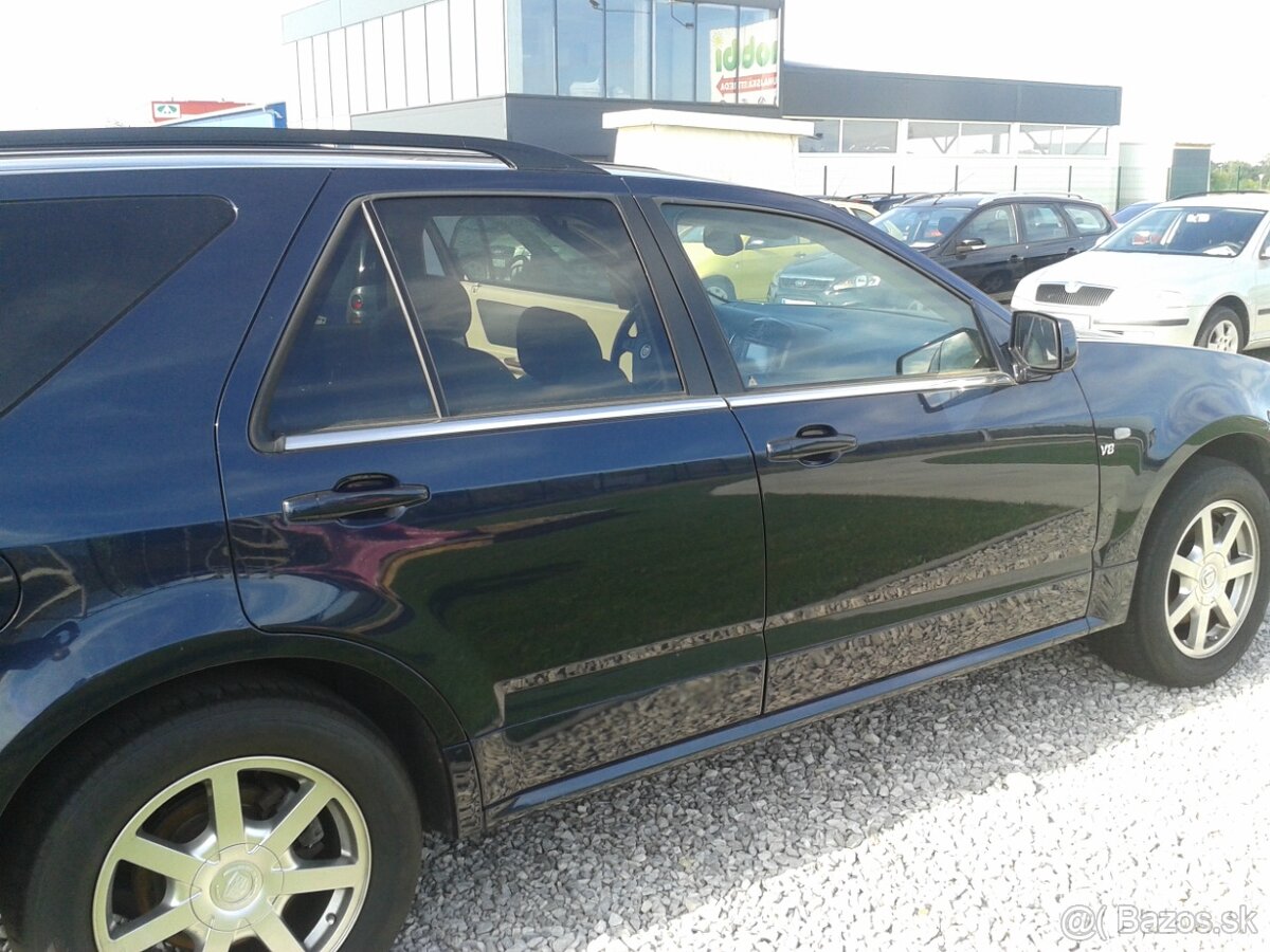 Predám Cadillac srx nordstar luxury r.v.2007