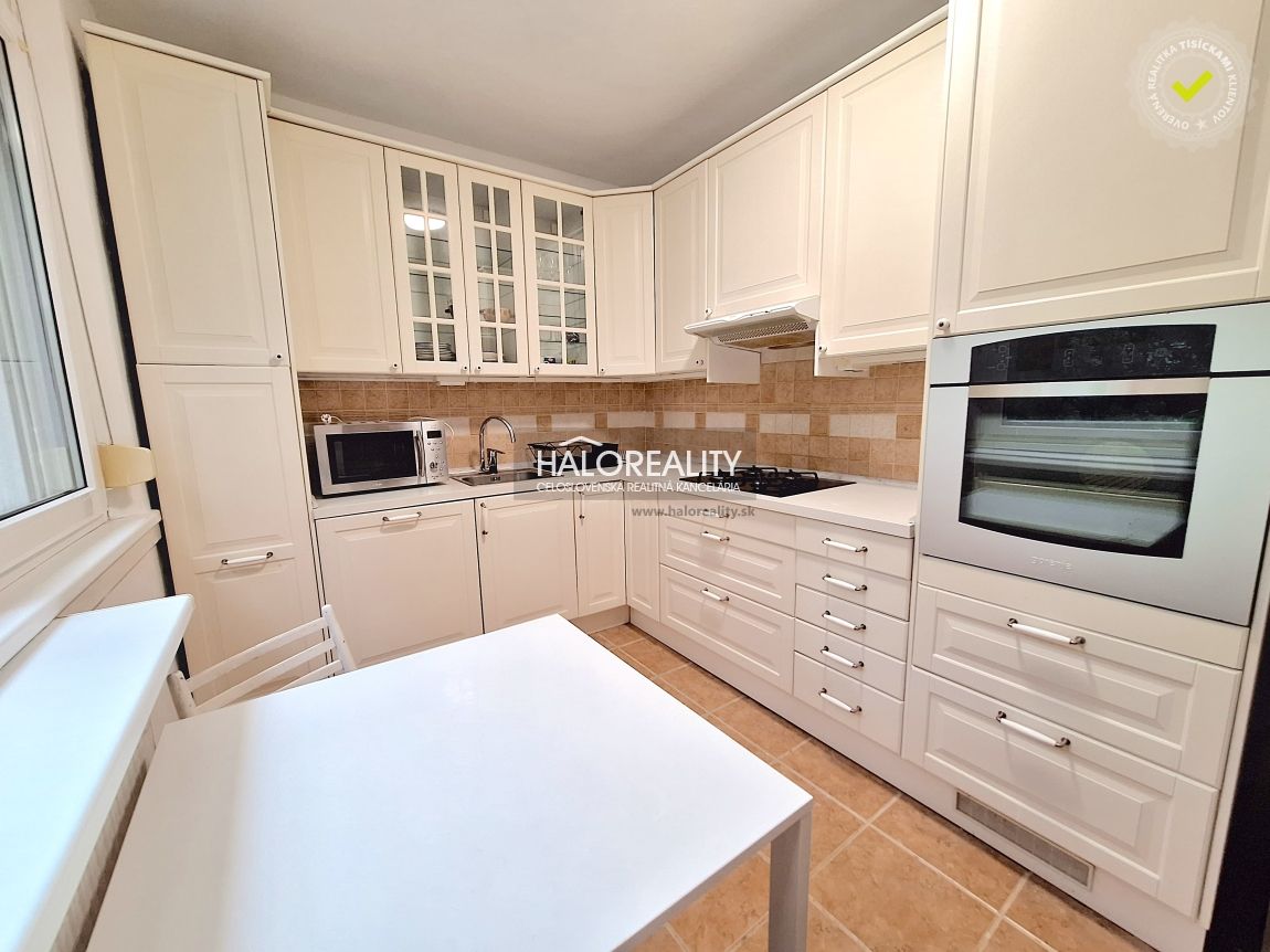 HALO reality - Predaj, dvojizbový byt Bratislava Dúbravka, P