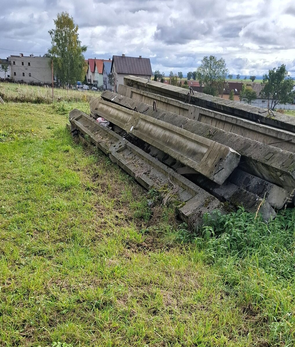 Predám železobetónové preklady.