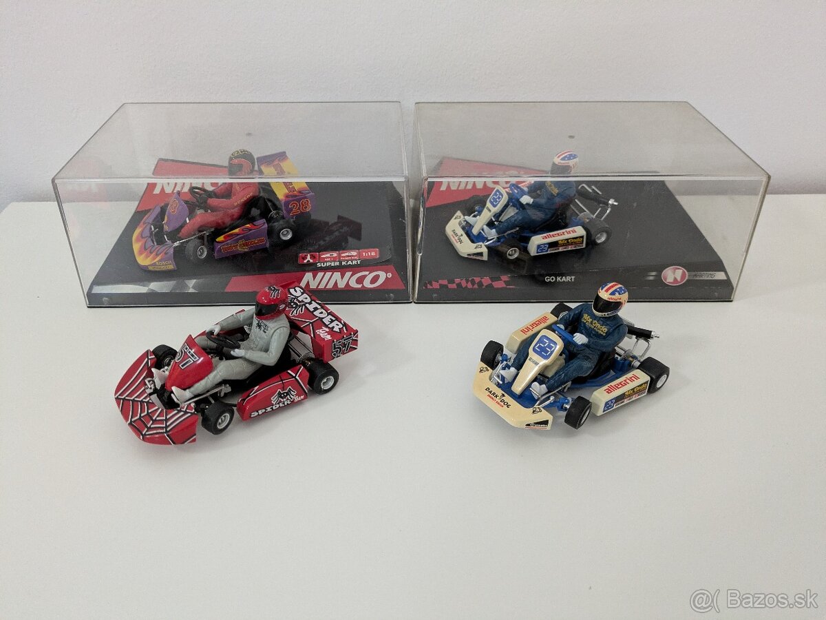 Motokáry na autodráhu