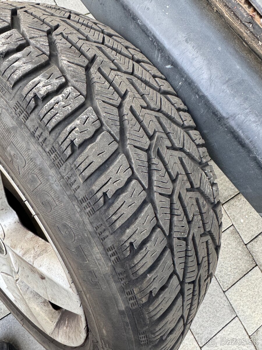 Elektrony seat alhambra 16”