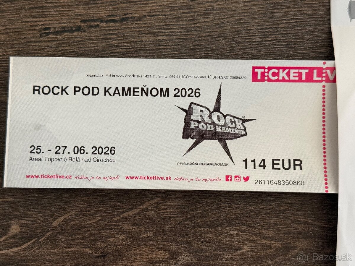 Rock pod kameňom