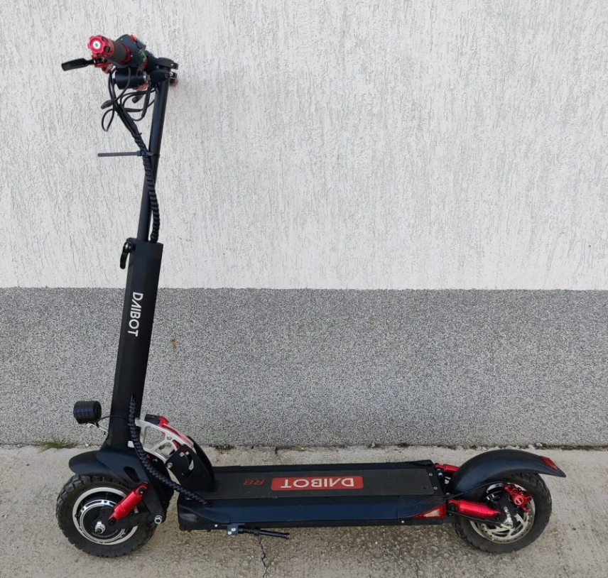 Daibot R8 60V , Dual motor 3600W