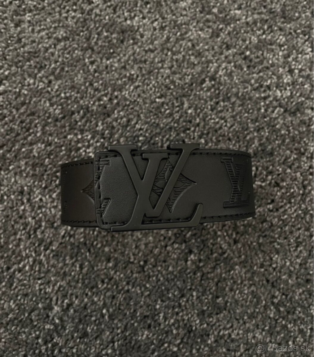 Louis Vuitton opasok