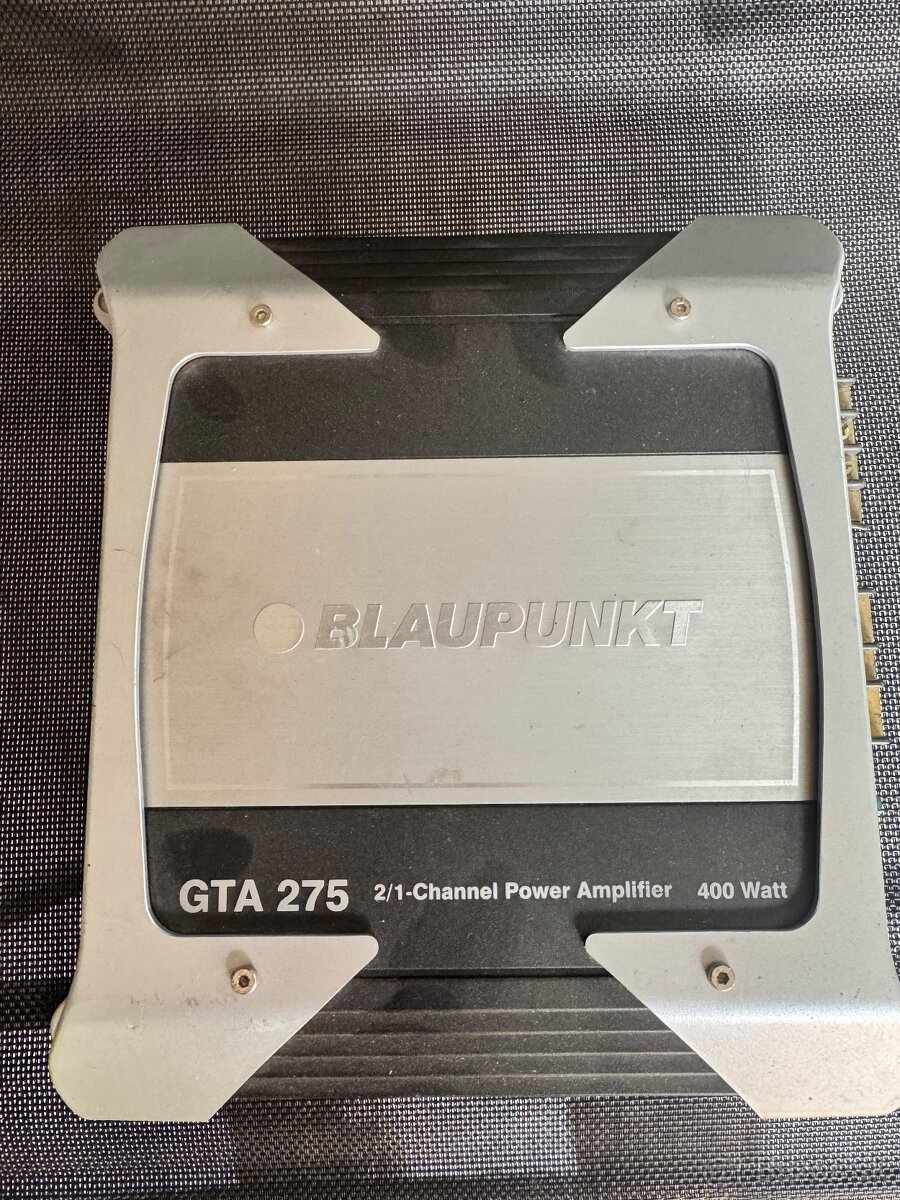 Zosilňovač blaupunkt