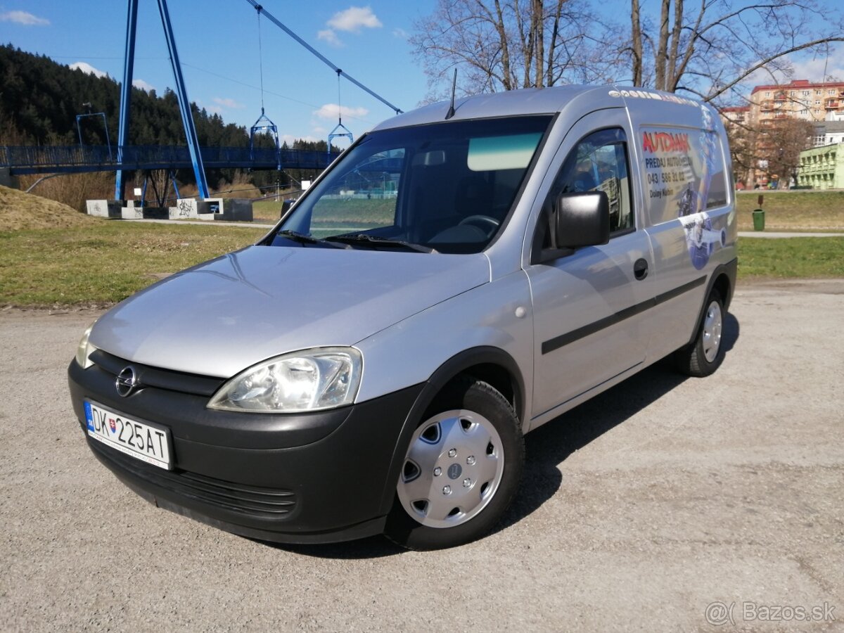Opel Combo 1,3Cdti 128390km odpočet DPH