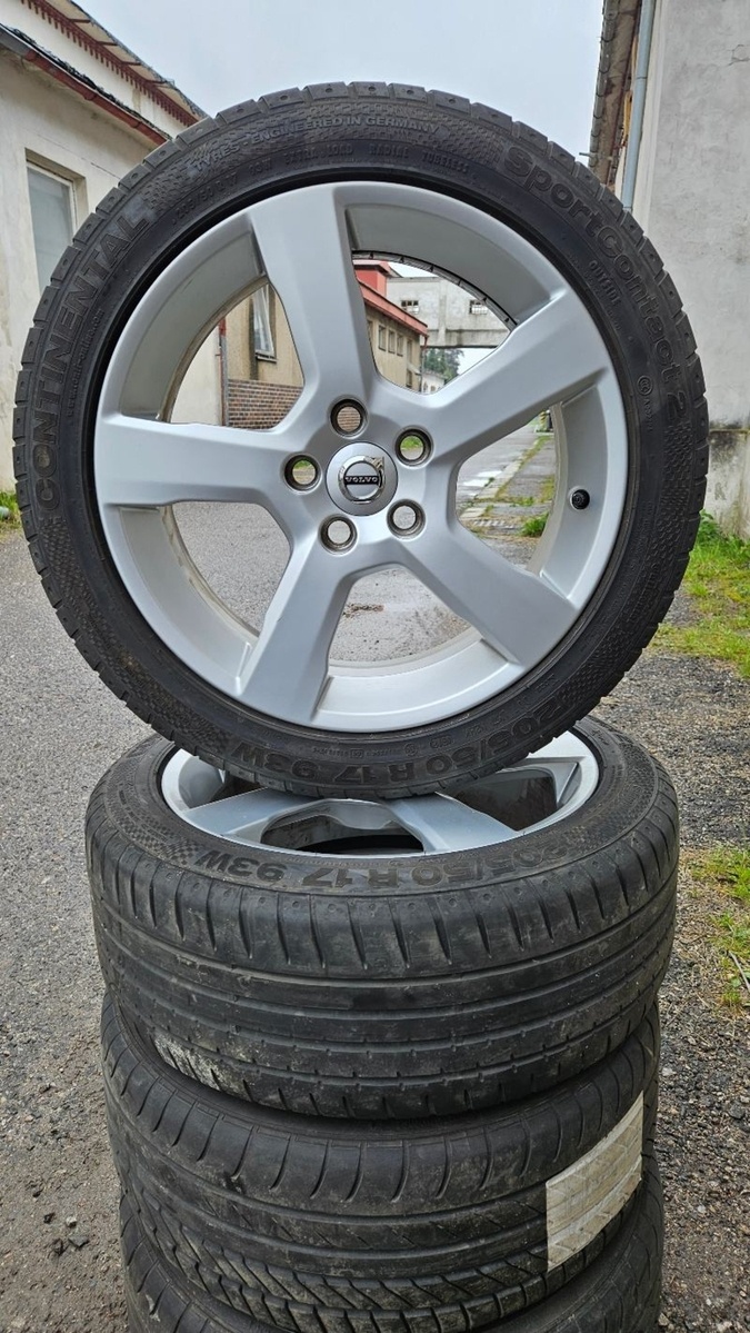 Originální ALU kola zimní Volvo Cratus 17" s pn