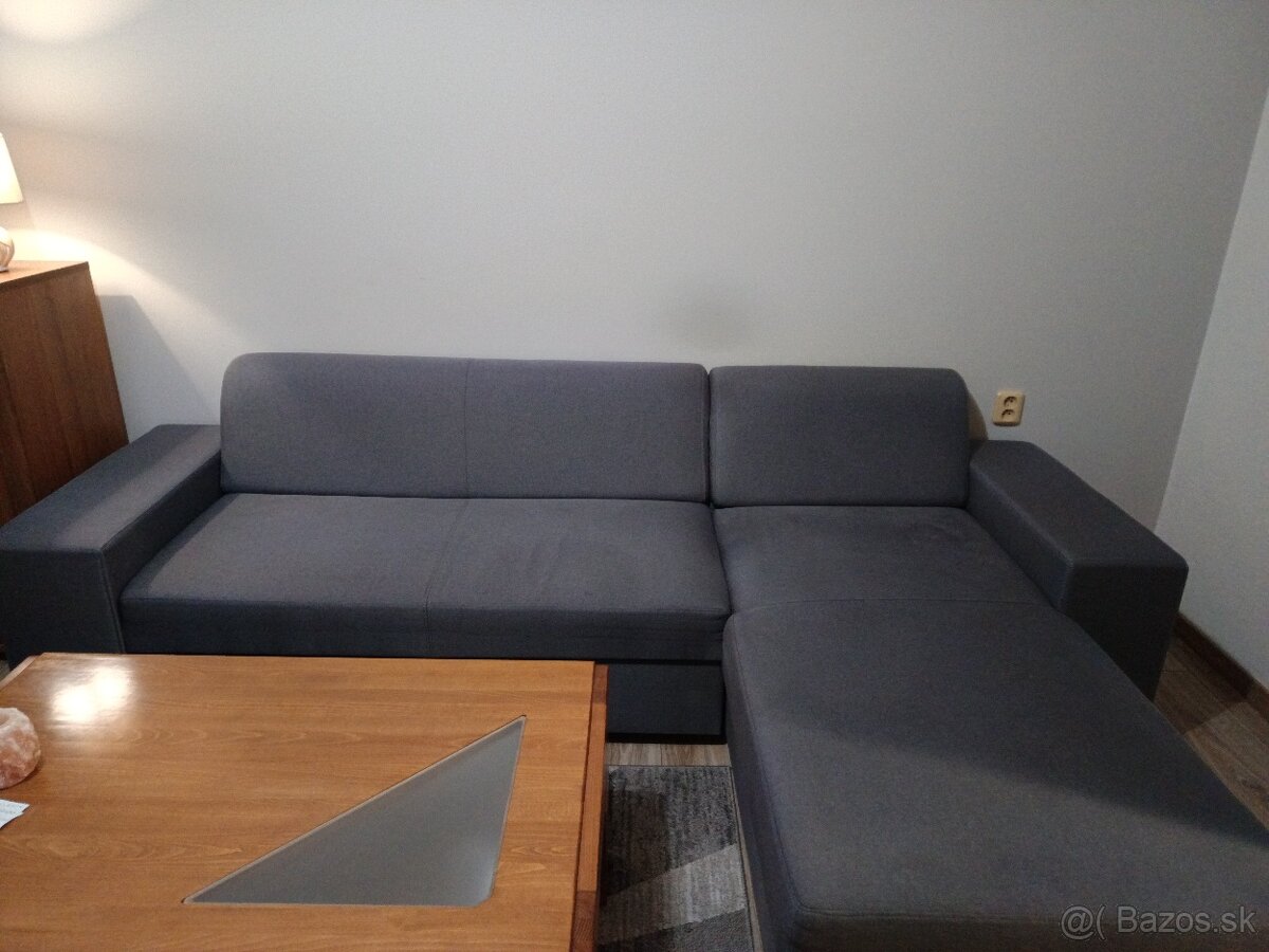 Rohová sedačka roz.270cmx144cm