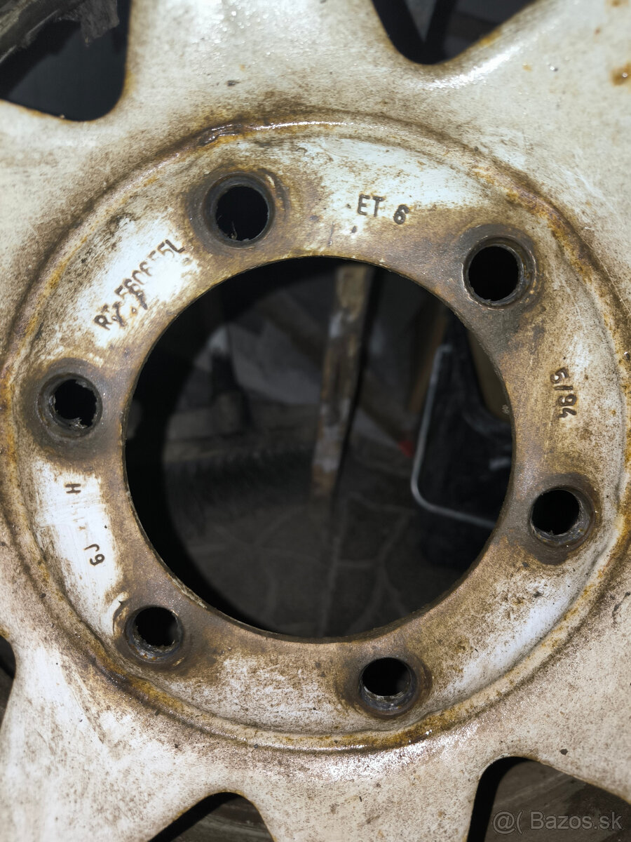 DISKY TOYOTA HILUX R15 (rok výroby cca 1987)