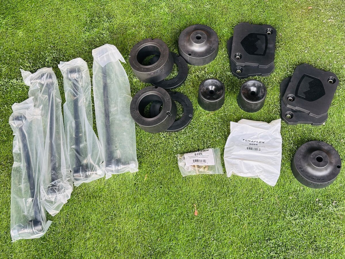 Teraflex: JT: 2.5" Performance Spacer Lift Kit