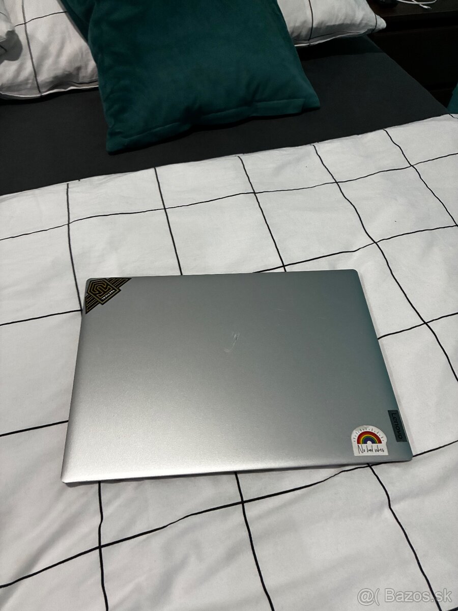 Lenovo IdeaPad 1