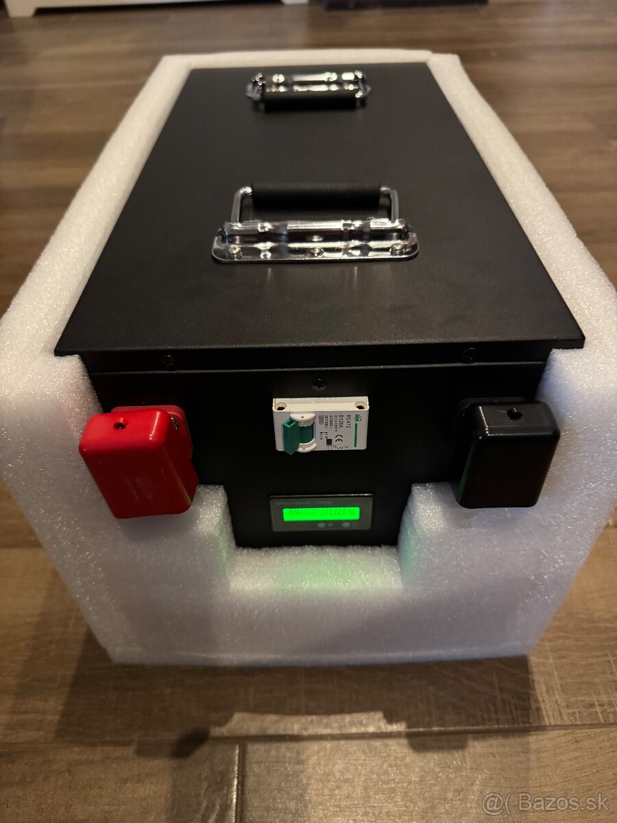 2 kusy Lifepo4 batérie 24V 200Ah NOVÁ 5,12kWh komplet v boxe