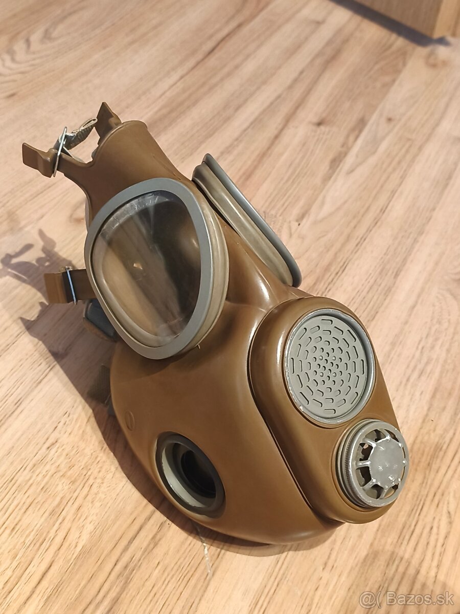 Plynová maska M10 ČSĽA