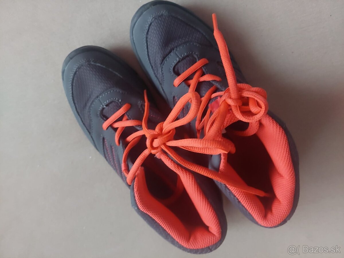 Turistické topánky Decathlon