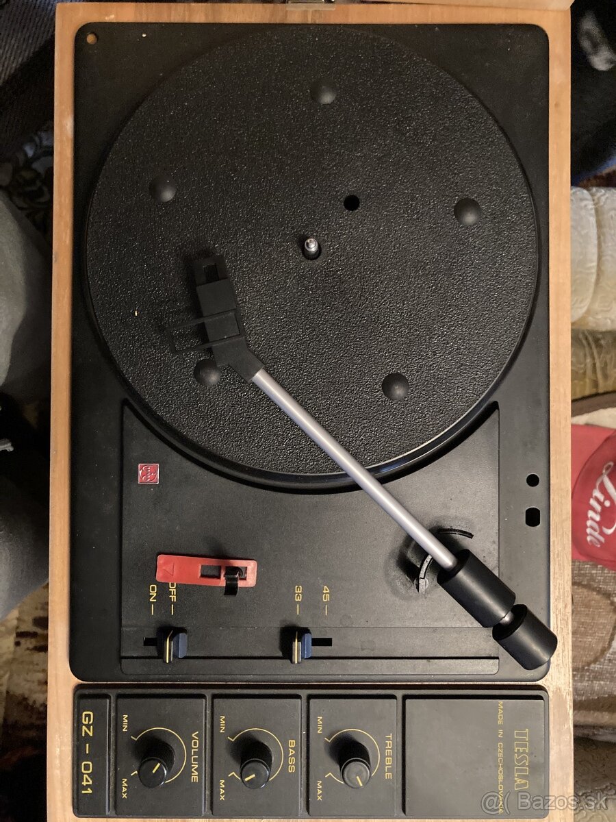 Tesla gramofón