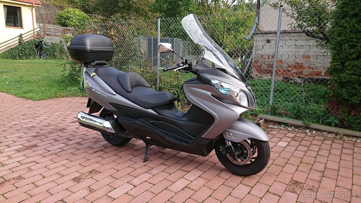 SUZUKI BURGMAN 400