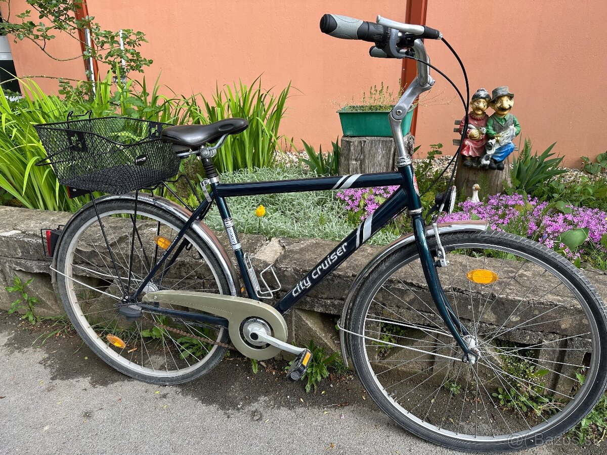 Cestný damsky zachovalý bicykel