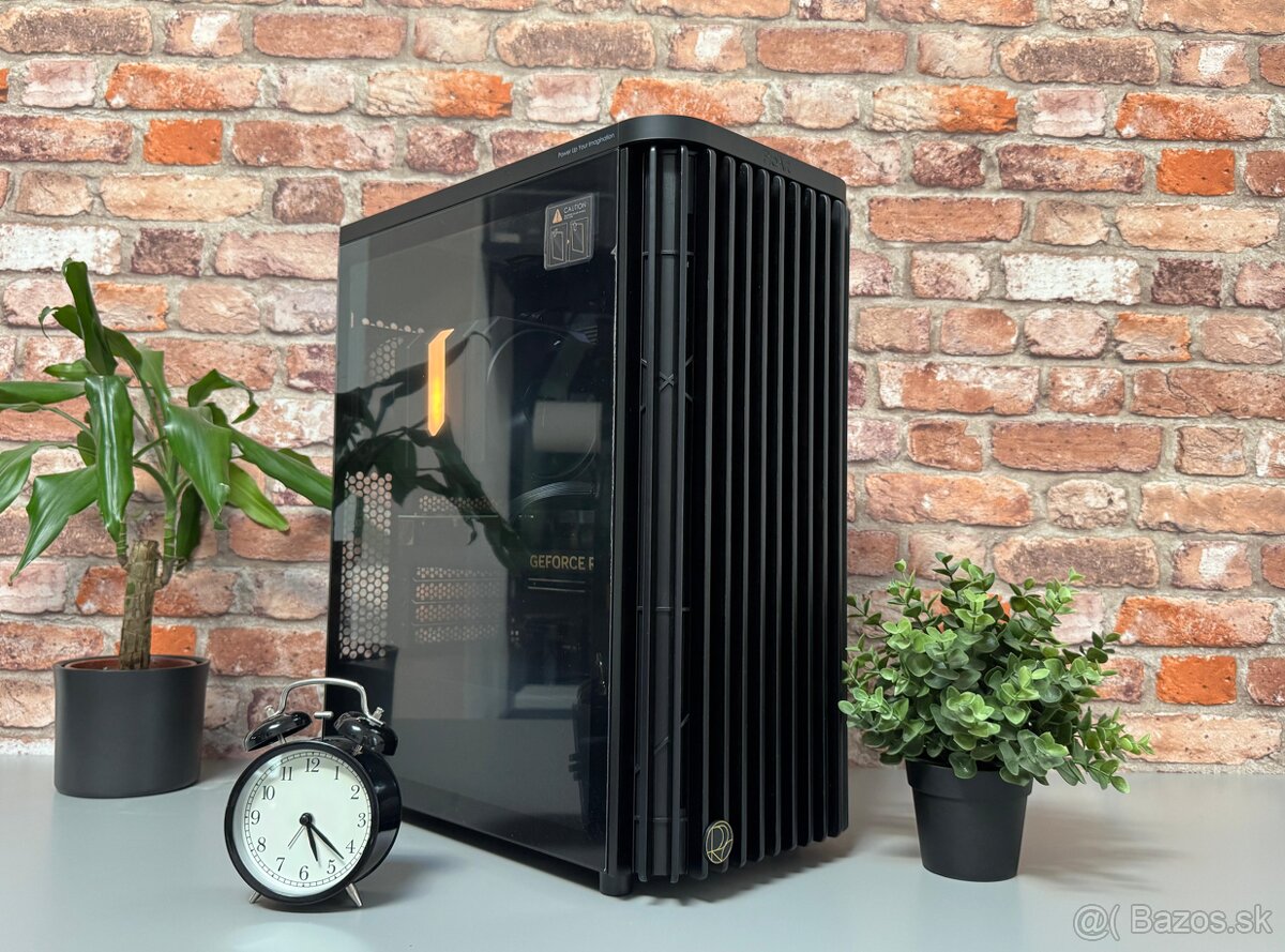 Ryzen 9 7900X3D\48GB\RTX 4070\SSD\850W Zdroj