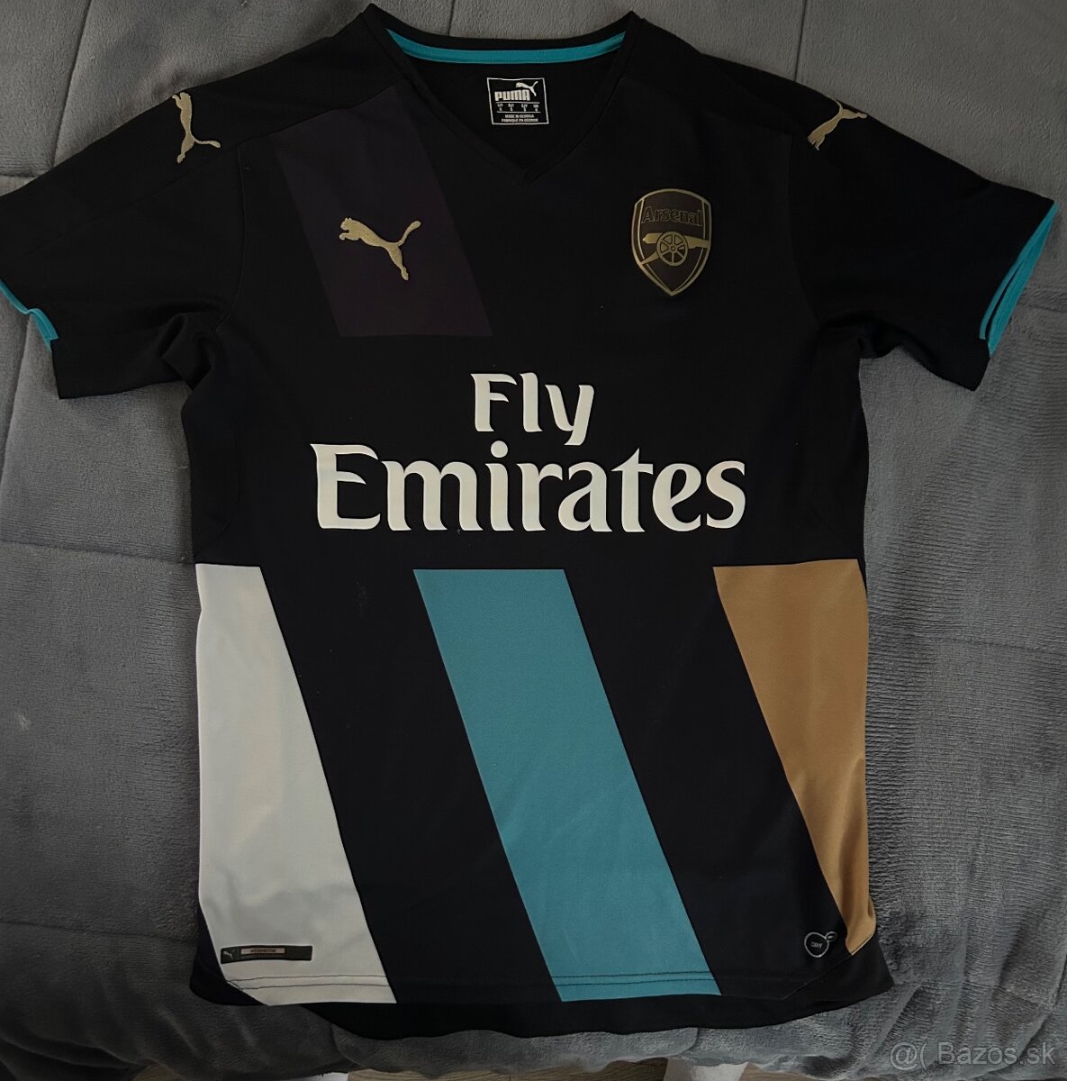 Dres Arsenalu + šál (originál)