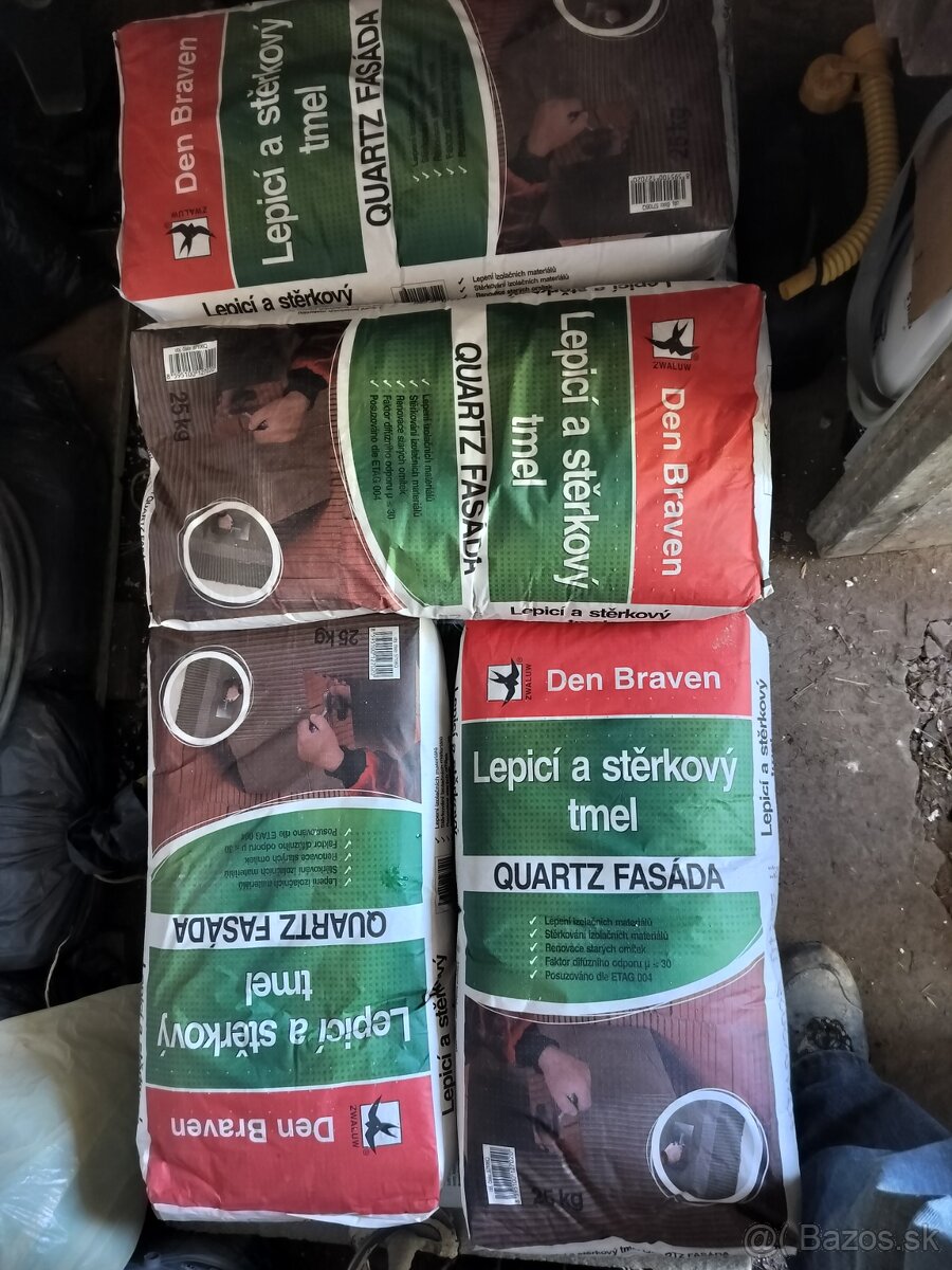 Lepidlo na fasádu