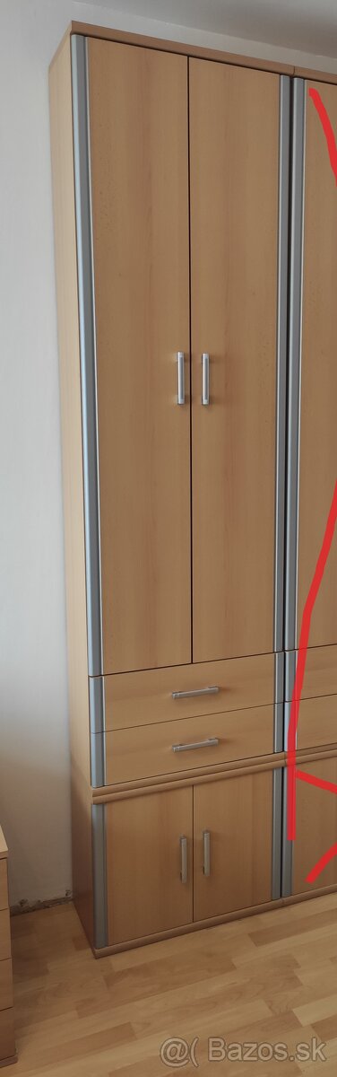 Predám skriňu s nadstavcom v bukovej farbe
