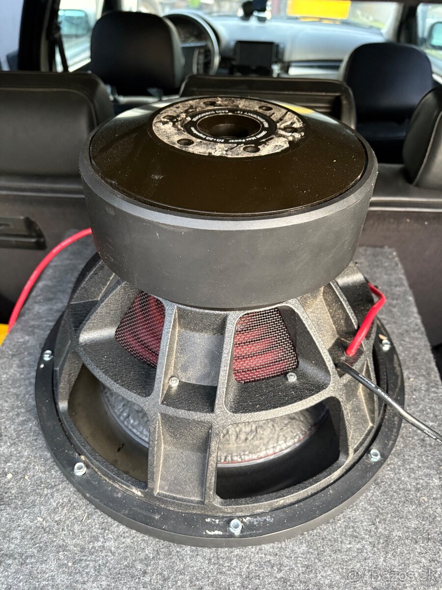 Subwoofer