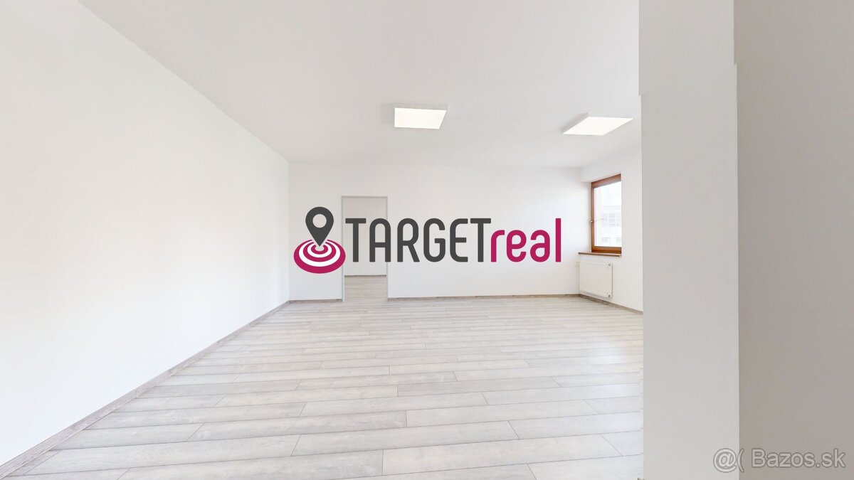 Na predaj, administratívny priestor, 54m², Púchov
