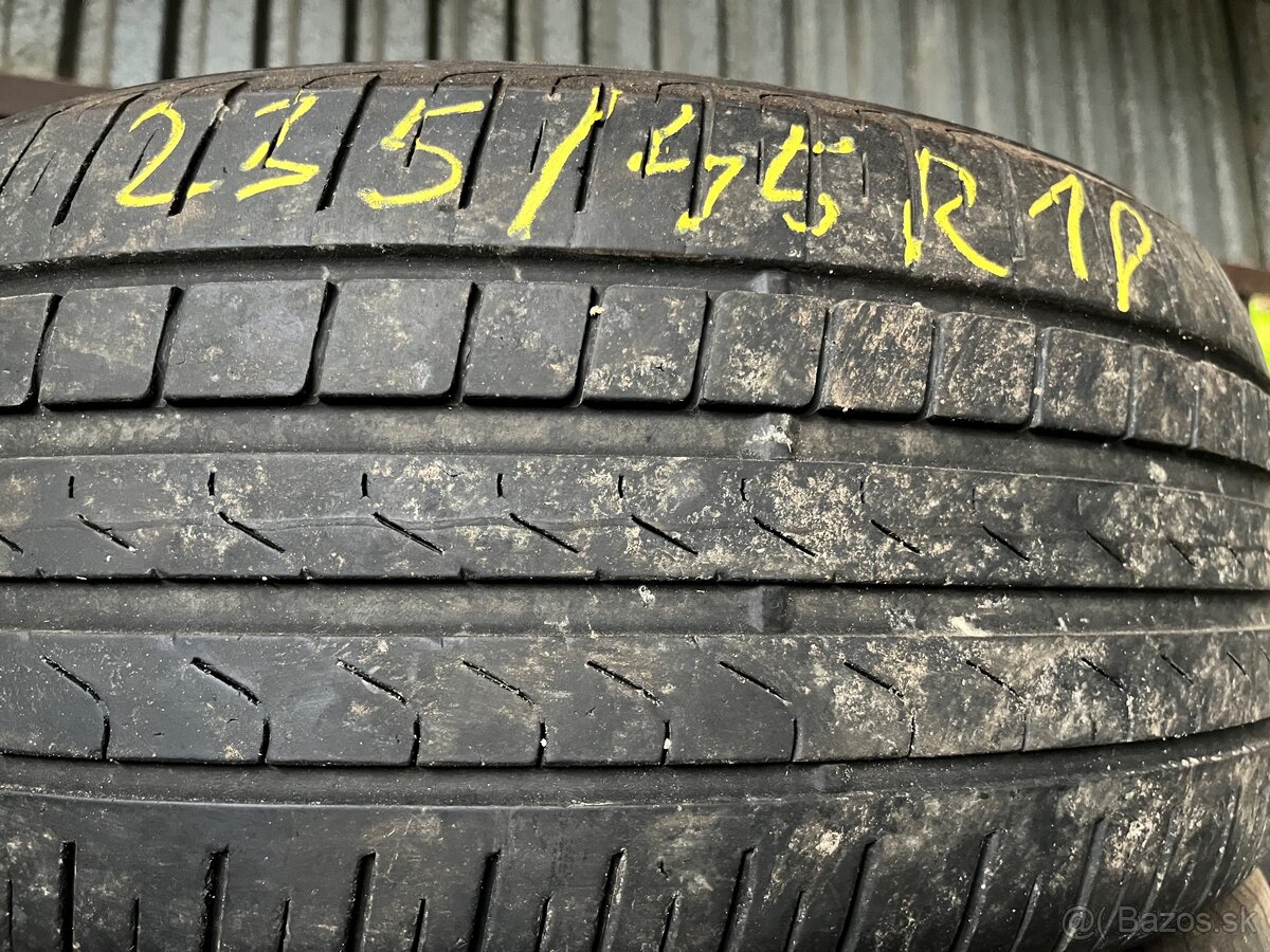 235/45R18