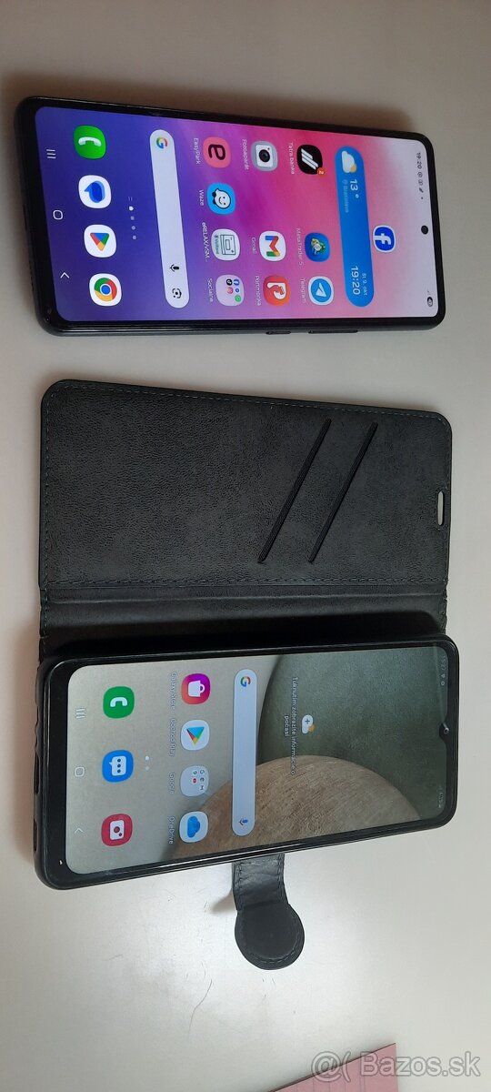 Predám mobil Samsung