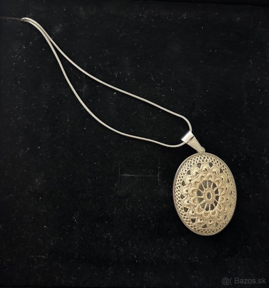 Paličkovaný strieborný náhrdelník