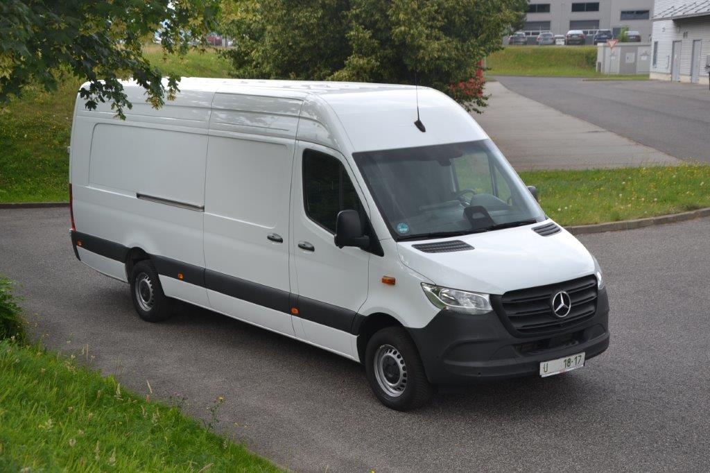 Mercedes-Benz Sprinter 317 CDI XL výbava 22.000 km