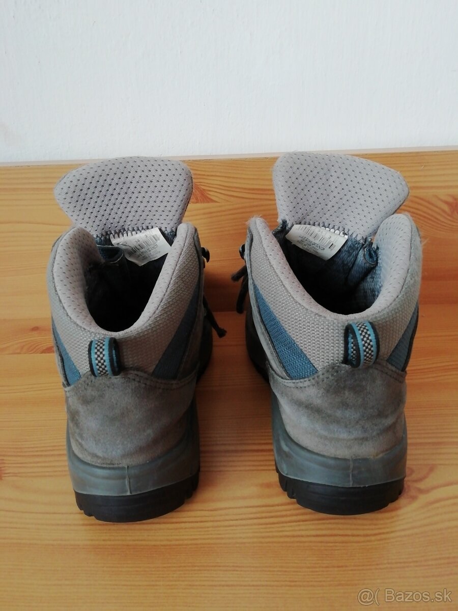 DETSKÉ ČLENKOVÉ TOPÁNKY - GORE-TEX LOWA