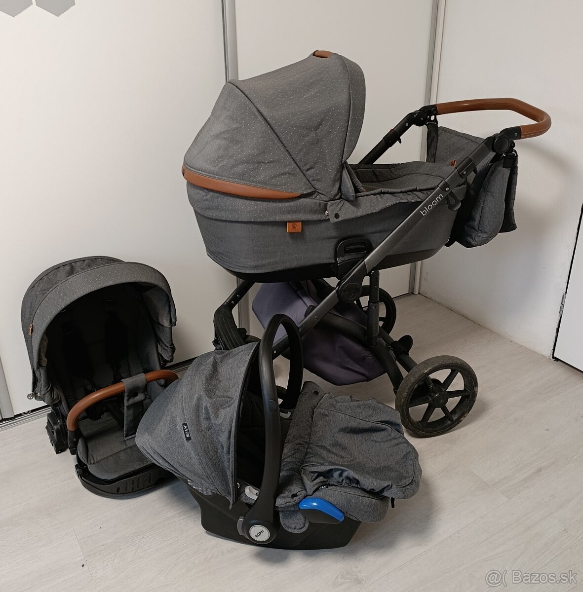 Roan Bloom trojkombinácia