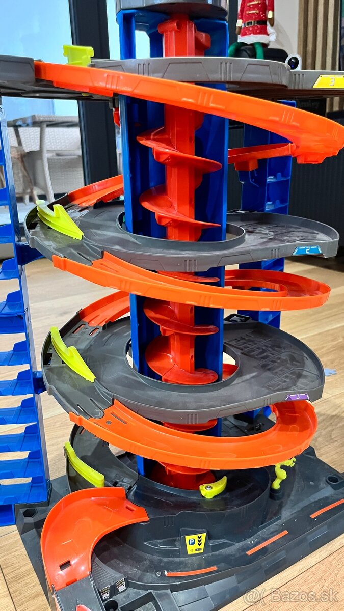 Predám HOTWHEELS GARAGE
