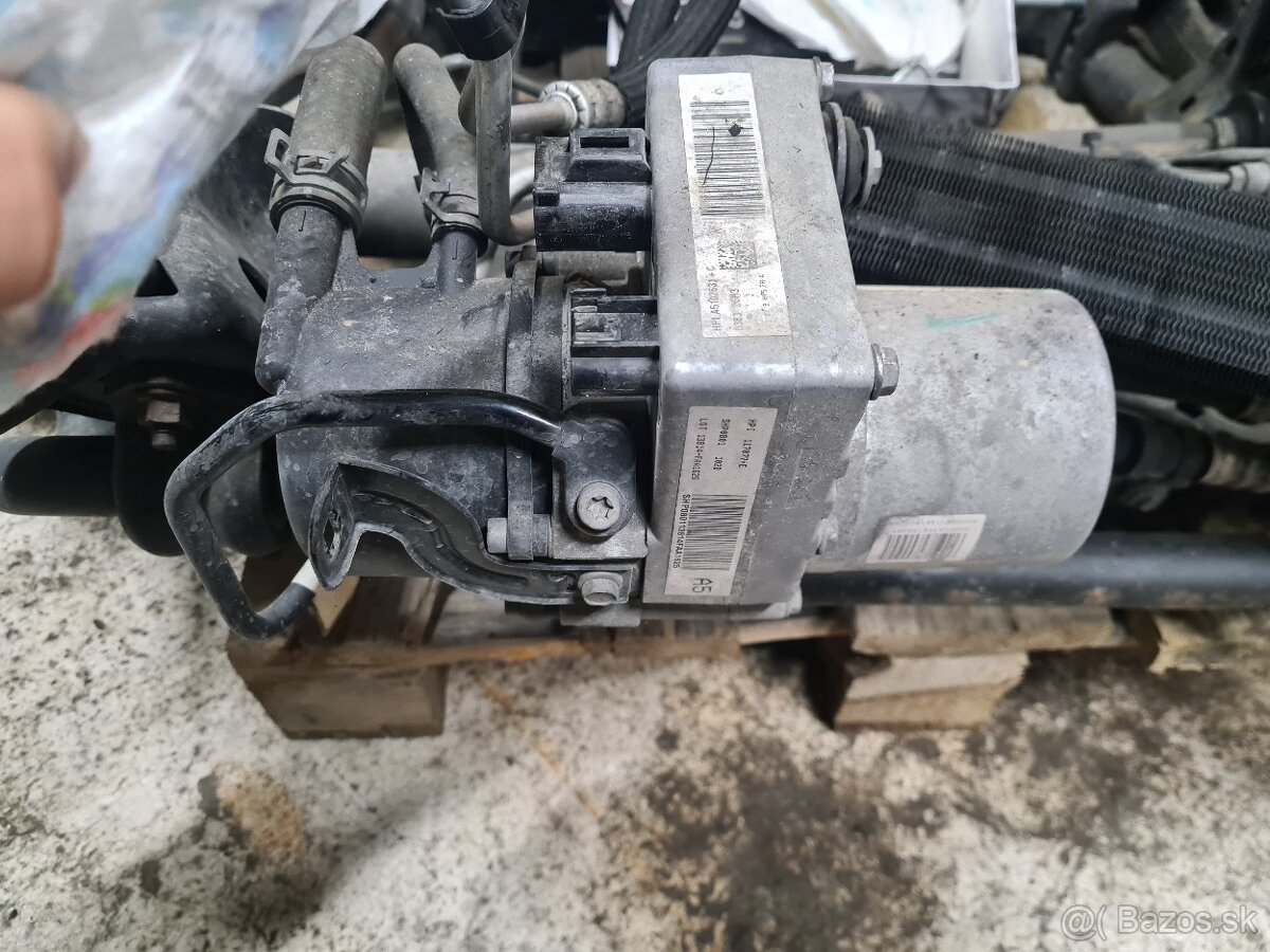JEEP Grand Cherokee servo