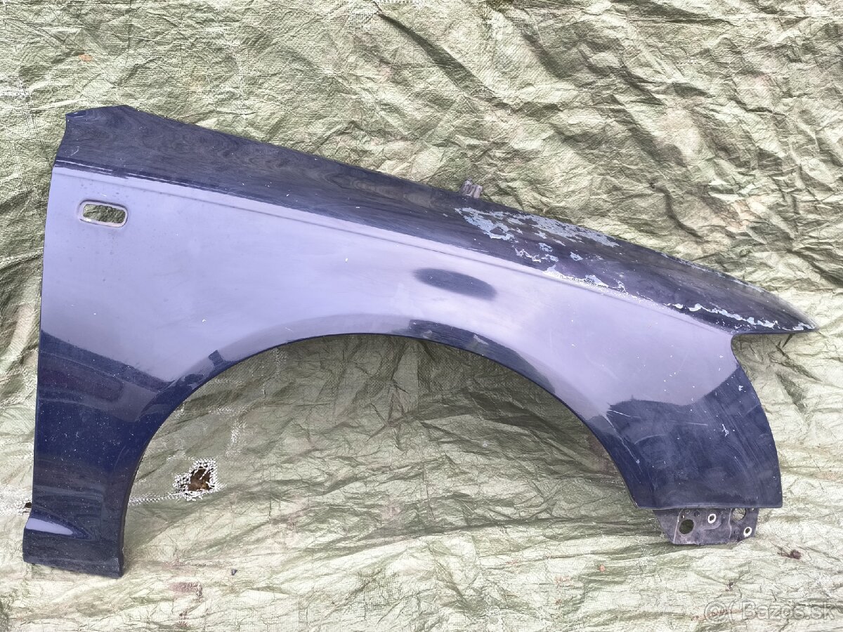 Predný pravý blatník Audi A6 C6