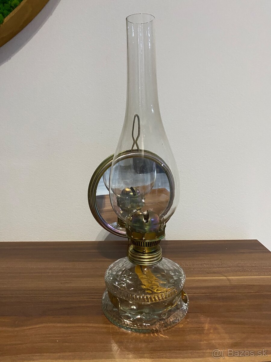 Petrolejová lampa č. 2