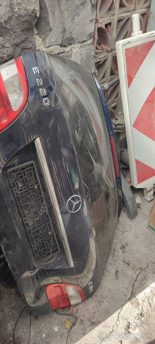 Predám dvere na Mercedes w 211
