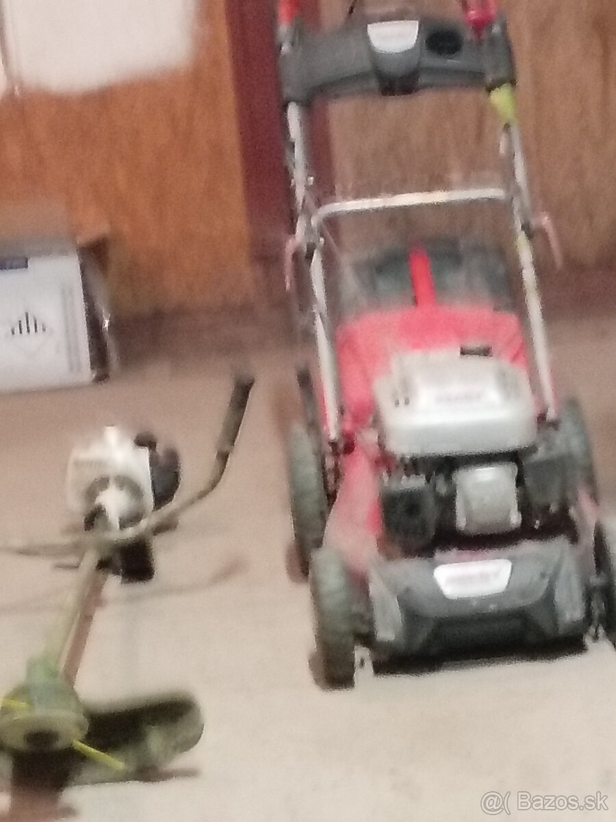 Krovinorez stihl a kosačka hecht