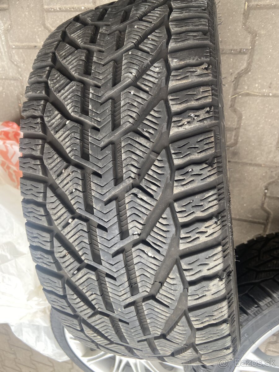 Zimné pneu 245/40 R18