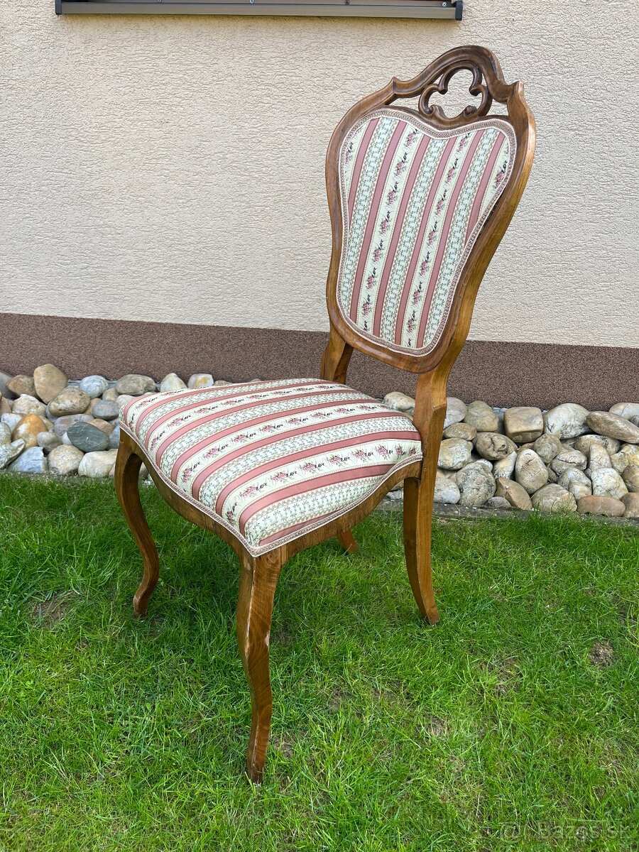Starožitná stolička