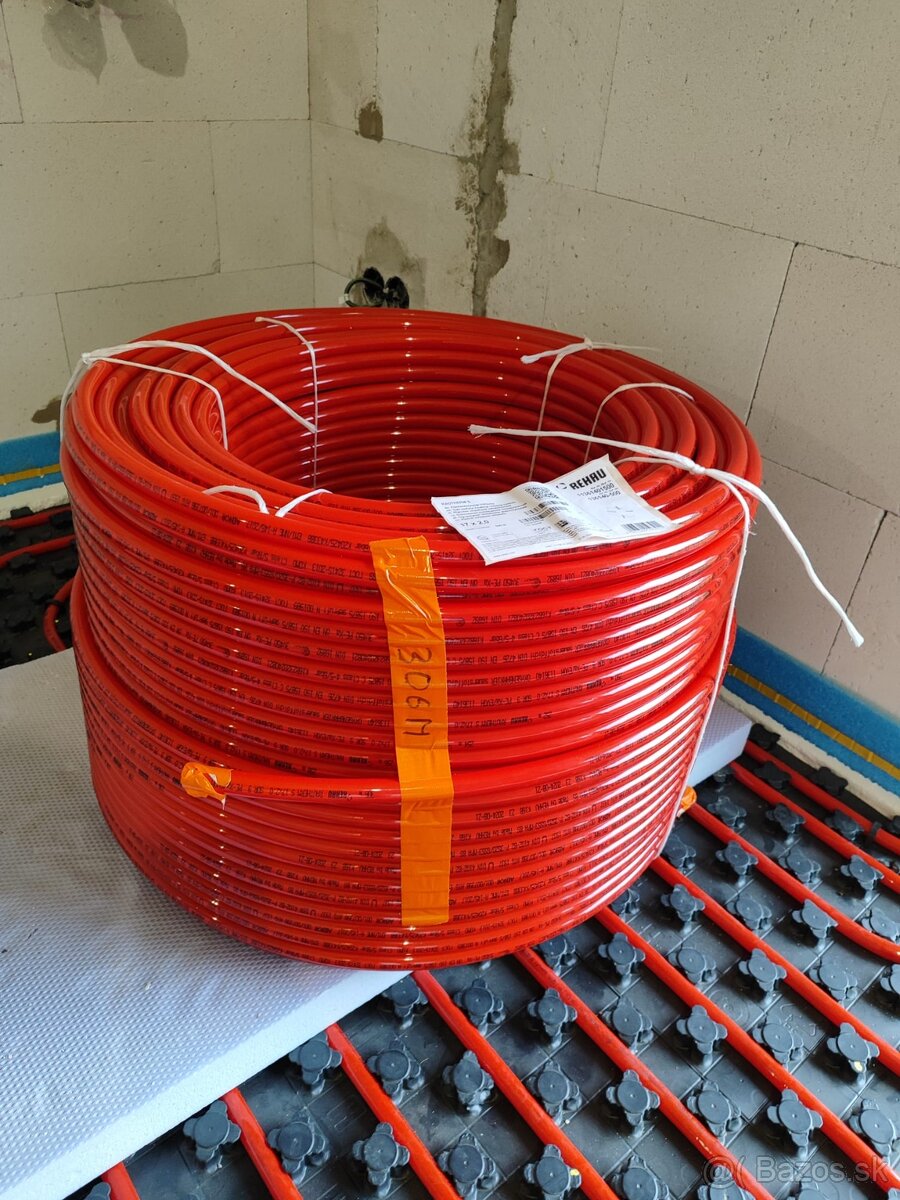 Rurka REHAU rautherm 17x2 + systémová doska Rehau 30-2