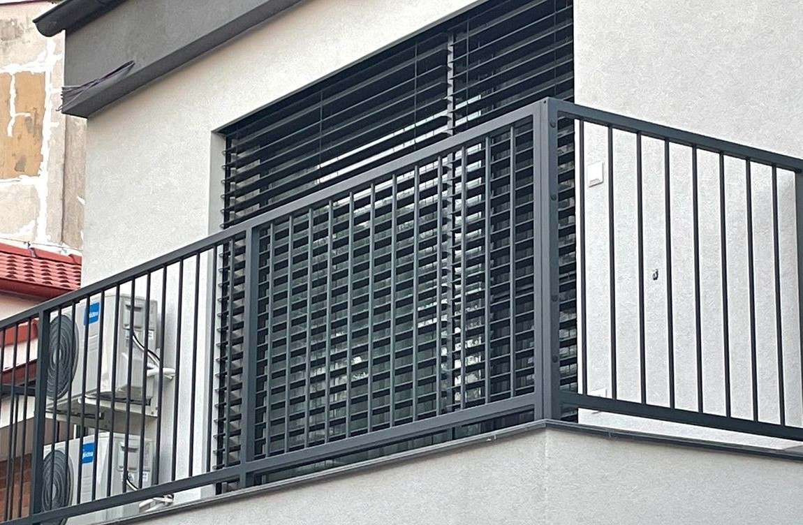 2 x Zvárač CO2, a jeden z dvojice TIG + jedna nemčina