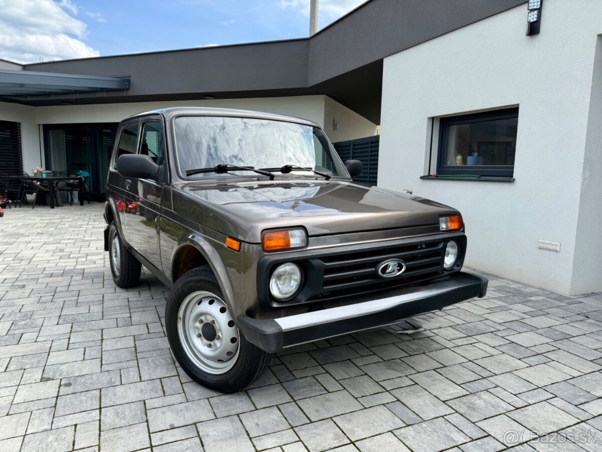 Lada Niva 1.7i 4x4 SK