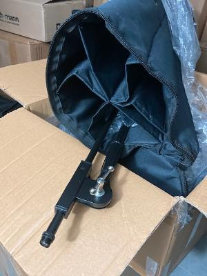 TAŠKA  NA  MIKROFÓN.  STOJANY