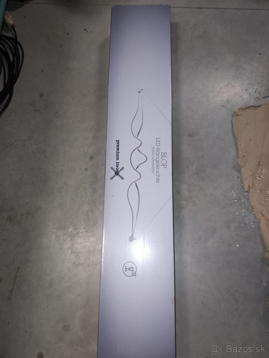 Stropné led svietidlo výškovo nastaviteľne