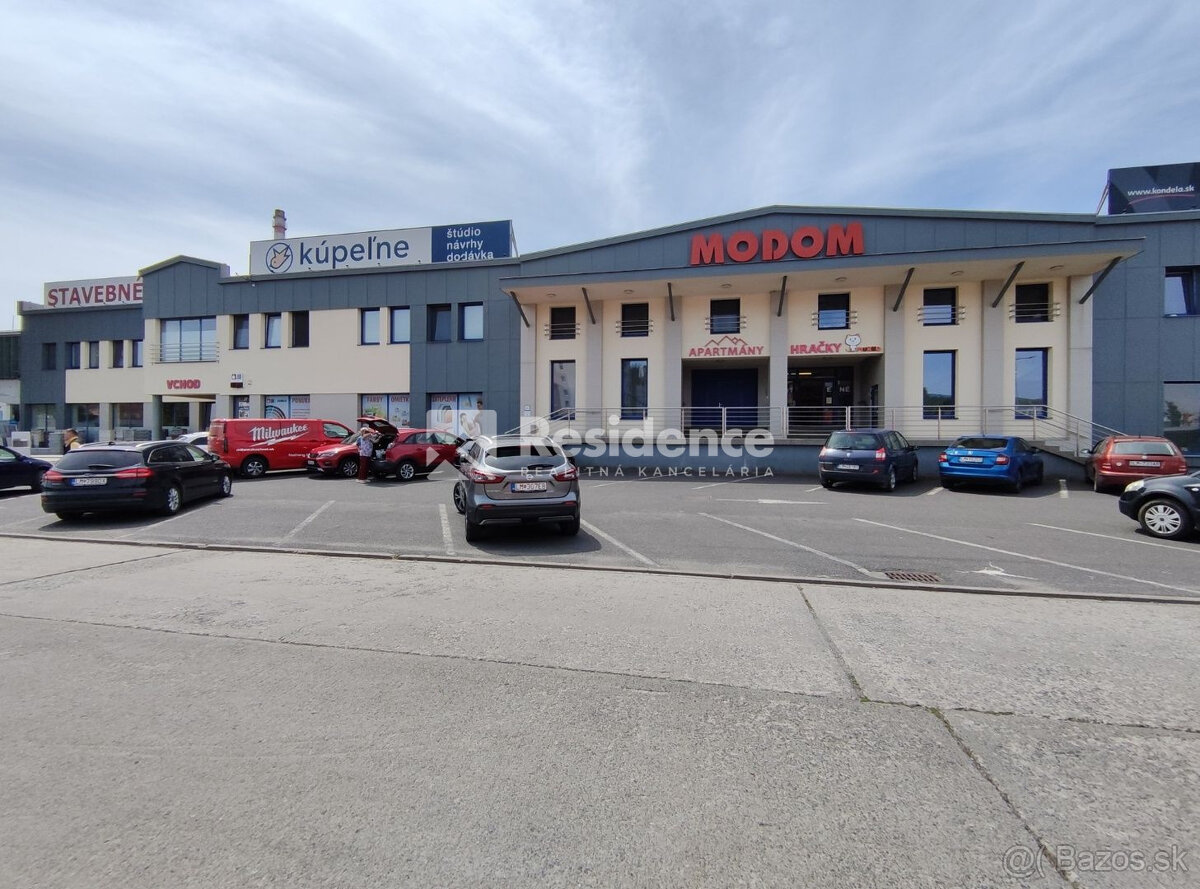 Obchodný priestor do nájmu, 131 m2