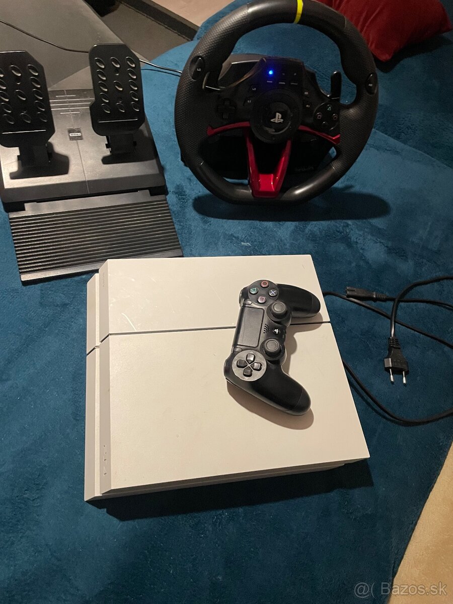 Ps4 500gb. Hori wheel apex volant